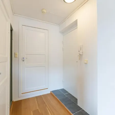 Unique Relaxed Corner Flat In Apartment
